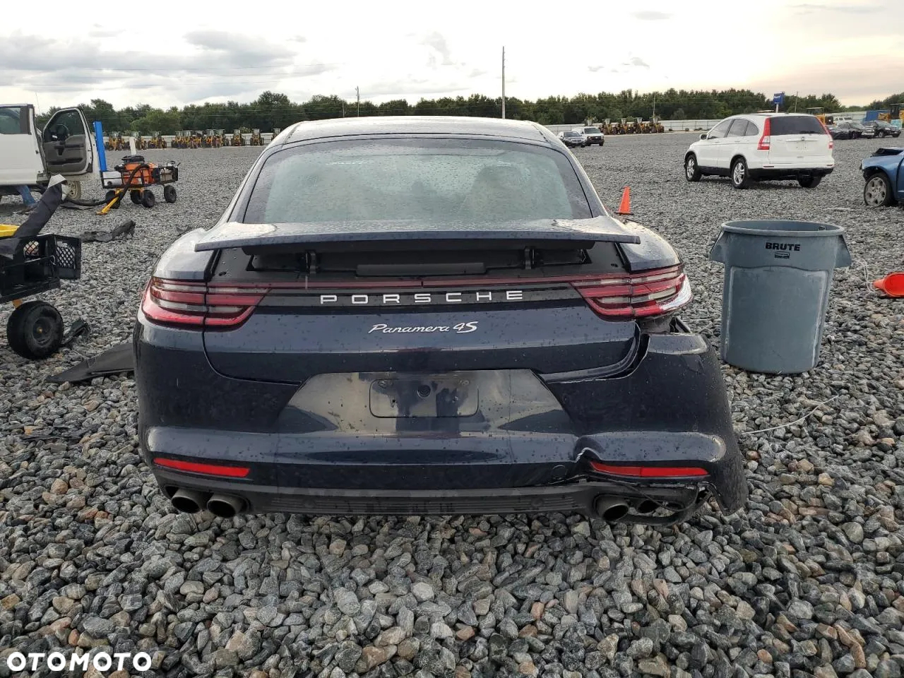 Porsche Panamera Standard - 6