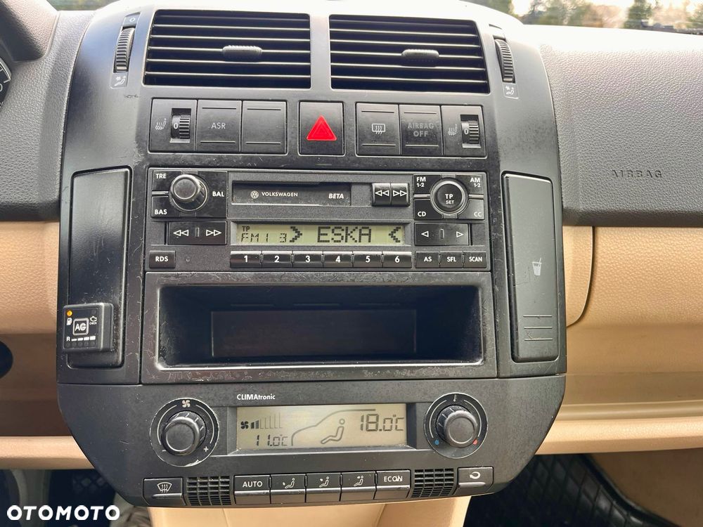 Volkswagen Polo - 18