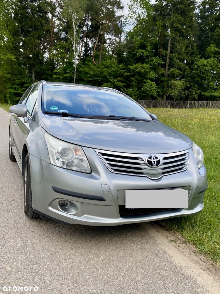Toyota Avensis 1.8 Luna - 11