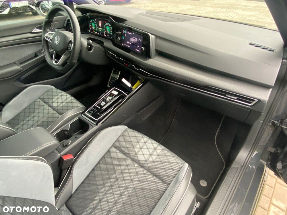 Volkswagen Golf - 19