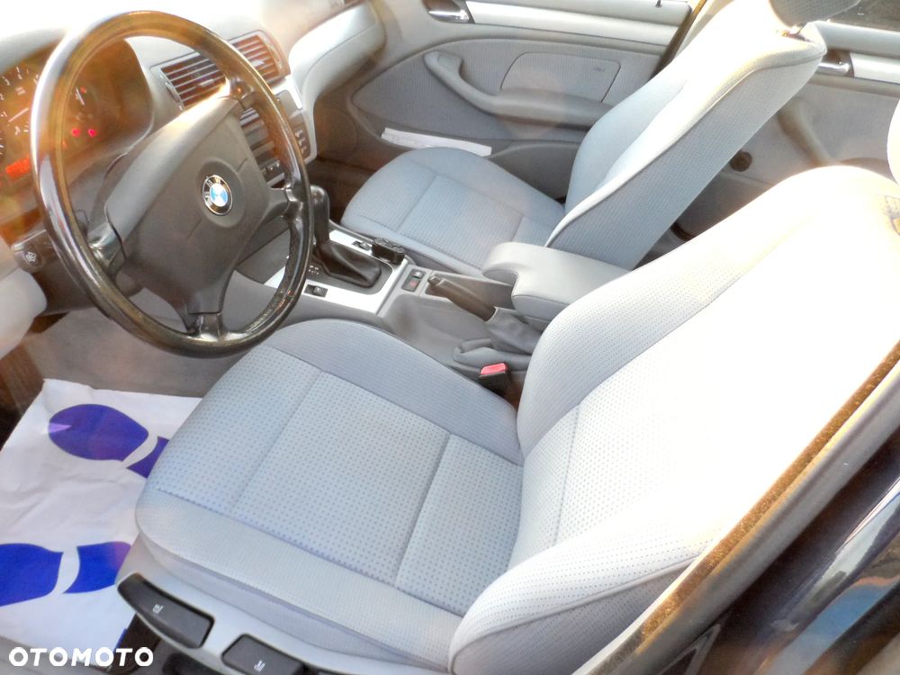 BMW Seria 3 - 12