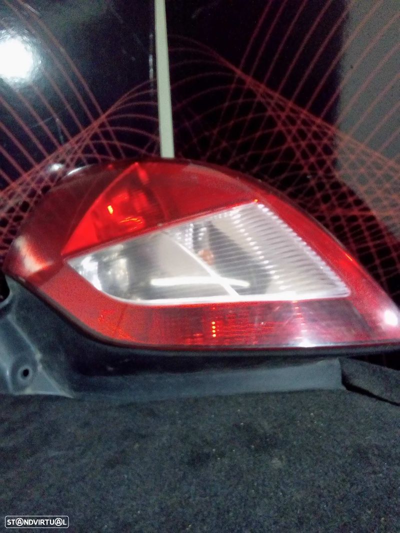 Farolim Stop Esq Renault Megane Ii (Bm0/1_, Cm0/1_) - 1