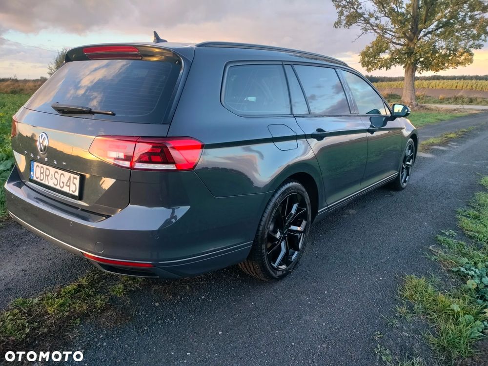 Volkswagen Passat - 4