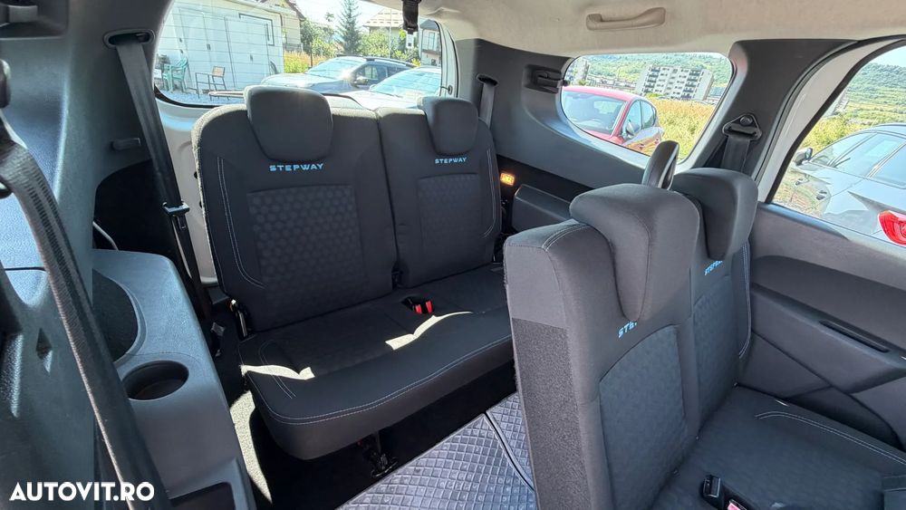 Dacia Lodgy 1.5 dCi Stepway - 15
