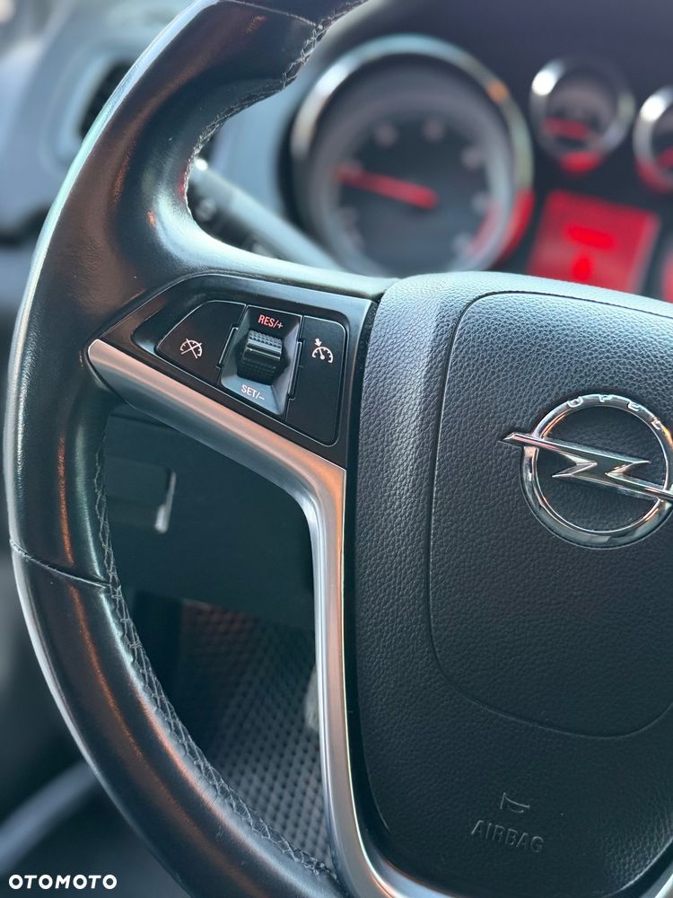 Opel Insignia 2.0 CDTI Edition - 30