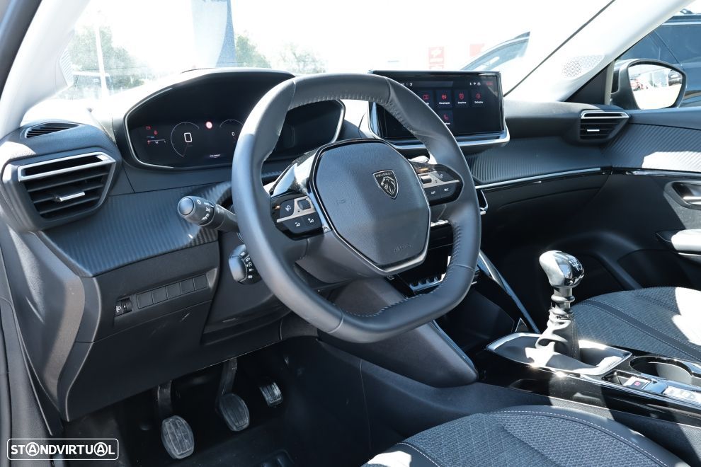 Peugeot 208 1.2 PureTech Allure - 13