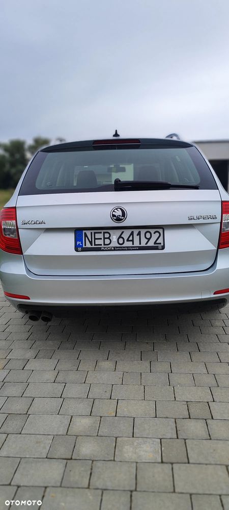 Skoda Superb 2.0 TDI Active DSG - 5
