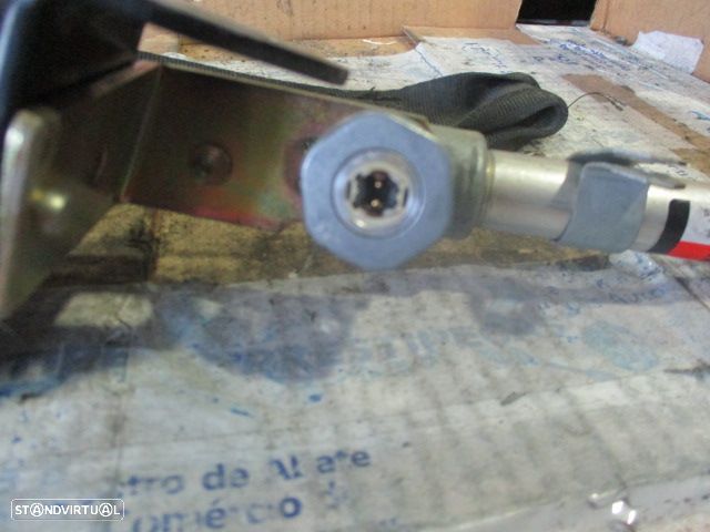 Pre-Tensor 6818115 VOLVO 850 1997 FD - 3