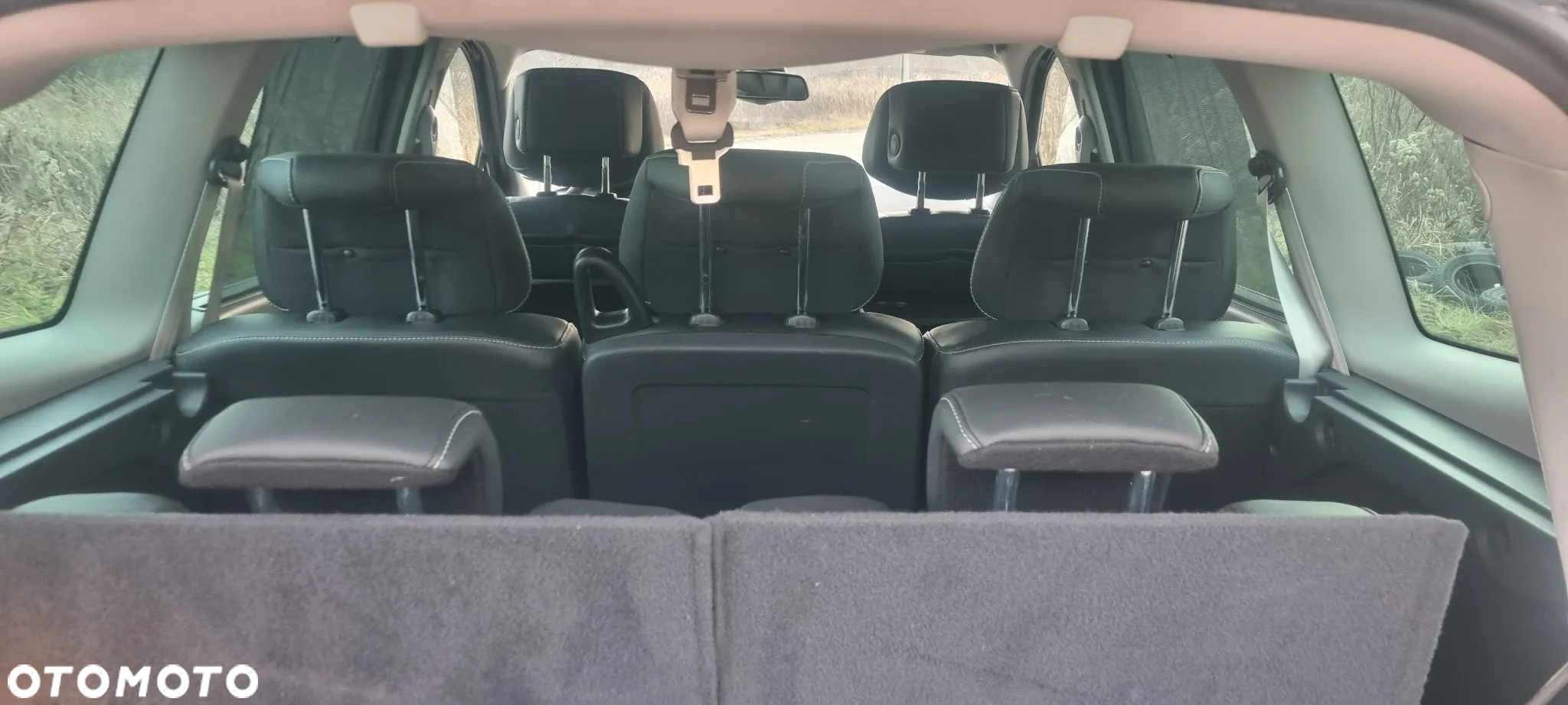 Renault Grand Scenic ENERGY TCe 130 BOSE EDITION - 37