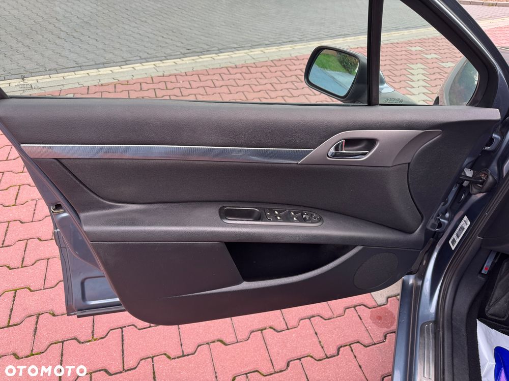 Peugeot 407 135 Premium - 17