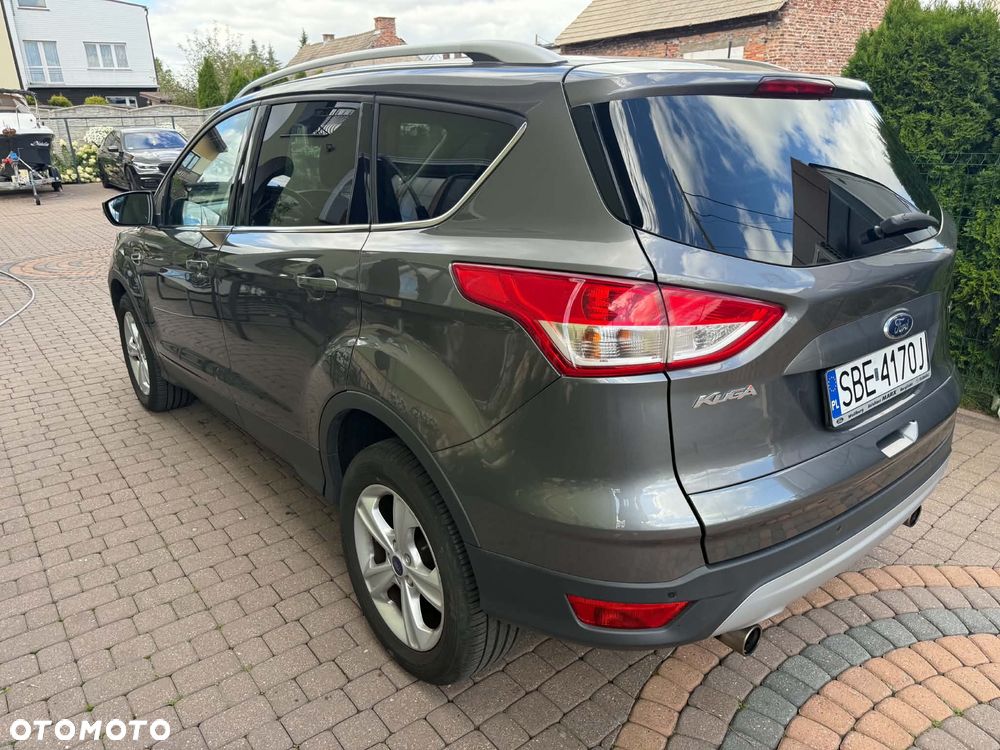 Ford Kuga 1.6 EcoBoost 2x4 Titanium - 28