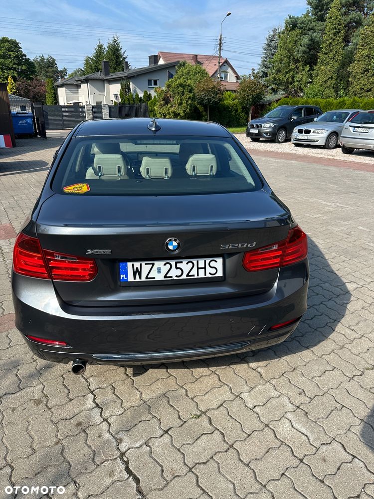 BMW Seria 3 320d Efficient Dynamics Luxury Line - 3