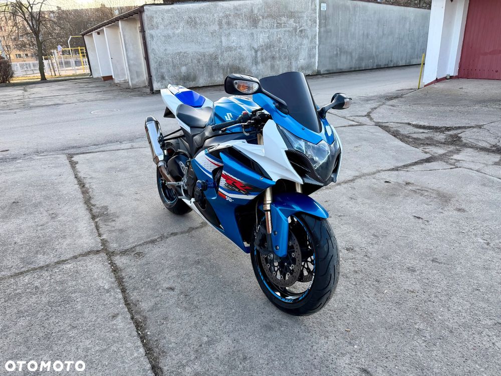 Suzuki GSX-R - 11