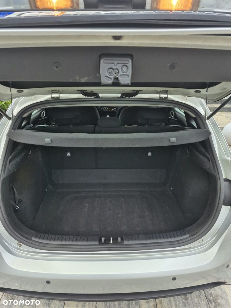 Kia Ceed 1.6 CRDi SCR L - 14