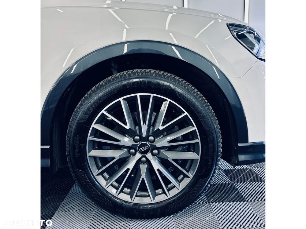 Audi Q3 Sportback - 9