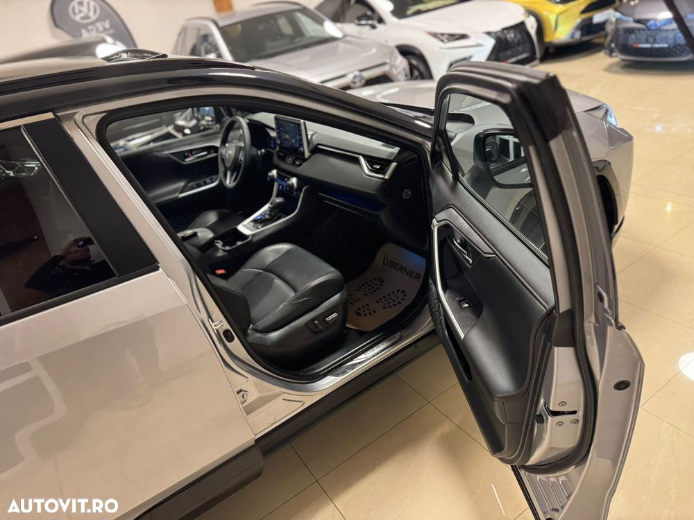 Toyota RAV4 Style - 10