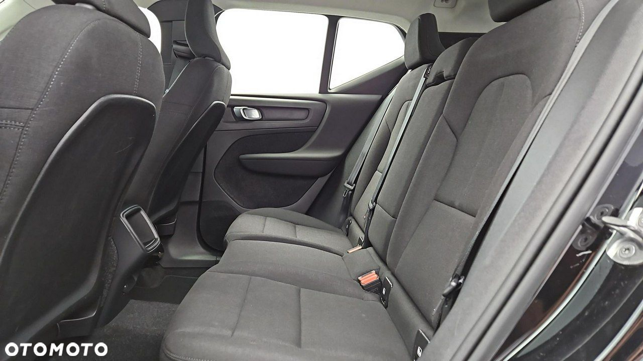 Volvo XC 40 - 23