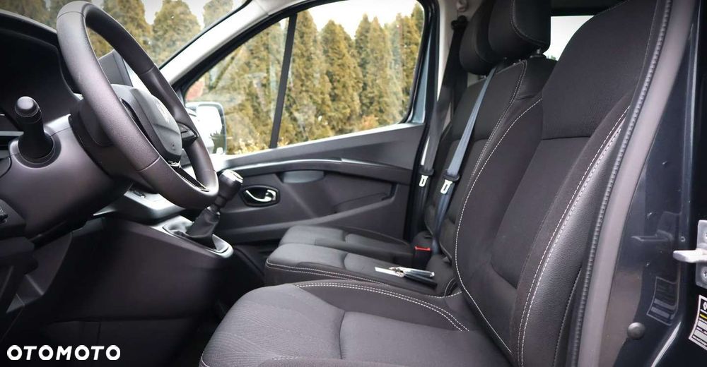 Renault Trafic - 17