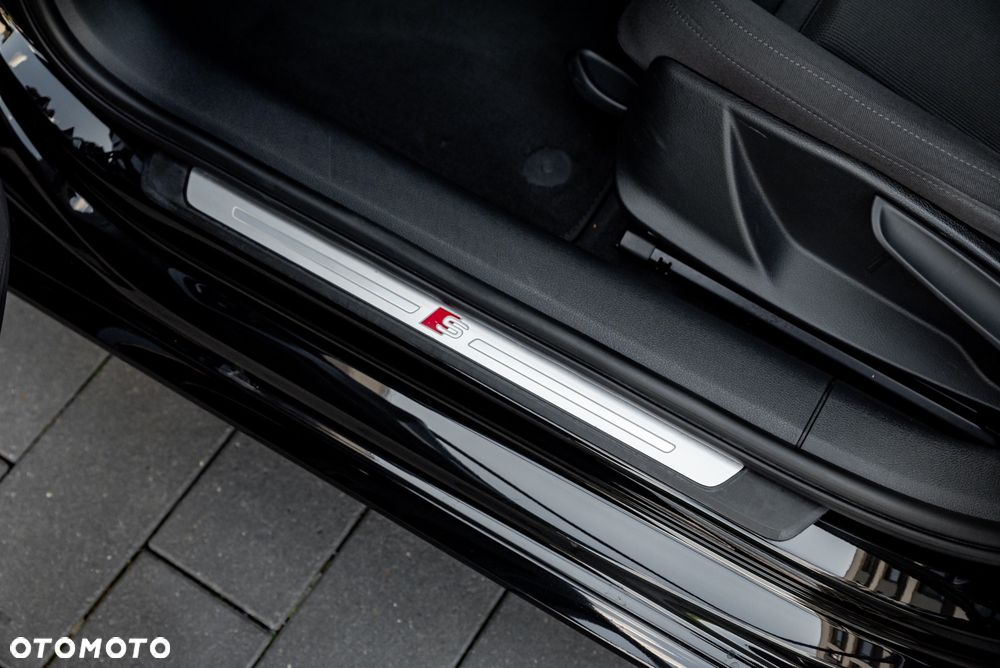 Audi A4 Limousine 35 TFSI S tronic S line - 35