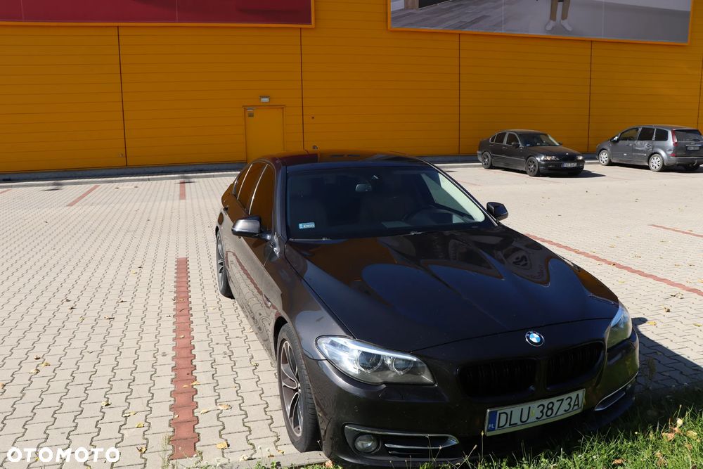 BMW Seria 5 525d Luxury Line - 1