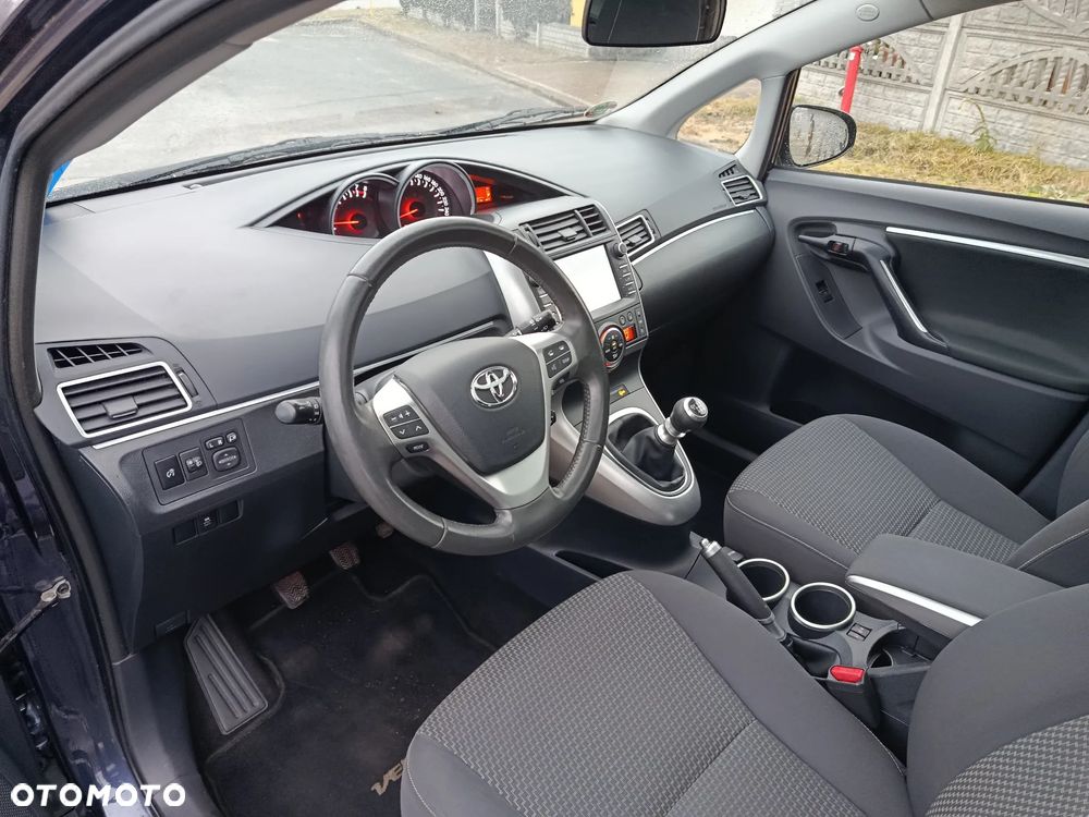 Toyota Verso 1.8 5-Sitzer Skyview Edition - 19