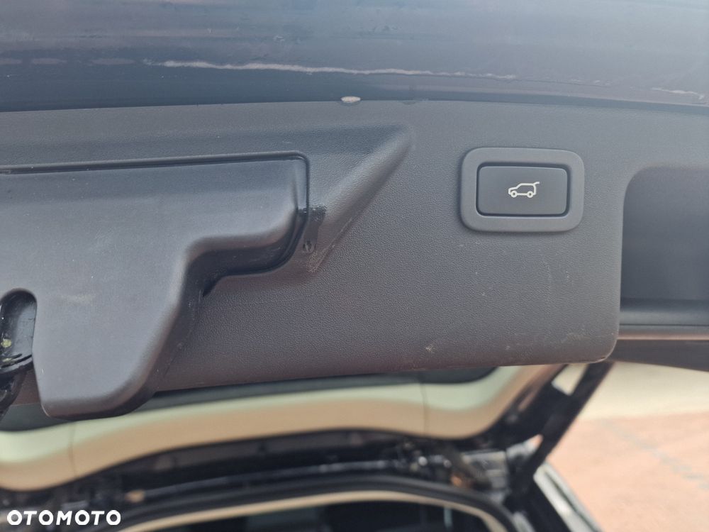 Land Rover Discovery Sport TD4 SkyView Edition - 17