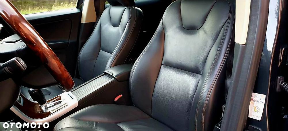 Volvo XC 60 - 31