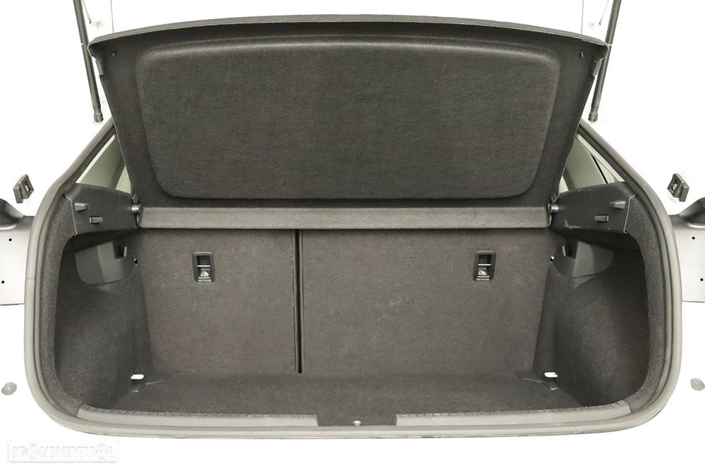 VW Taigo 1.0 TSI Urban DSG - 22
