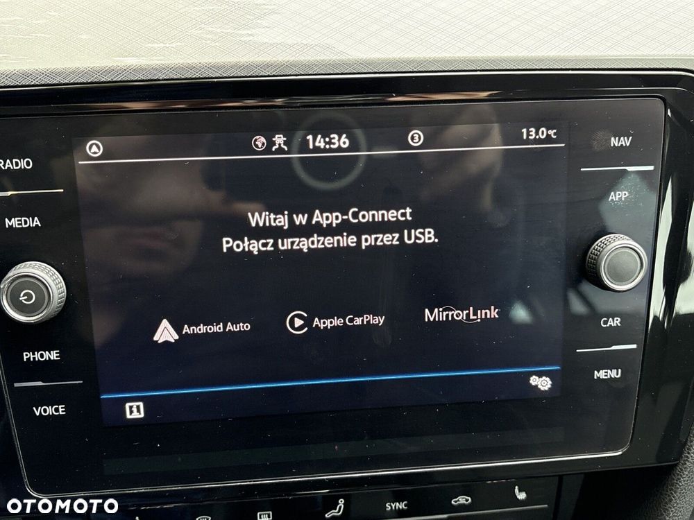 Volkswagen Passat 2.0 TDI SCR Style DSG - 28
