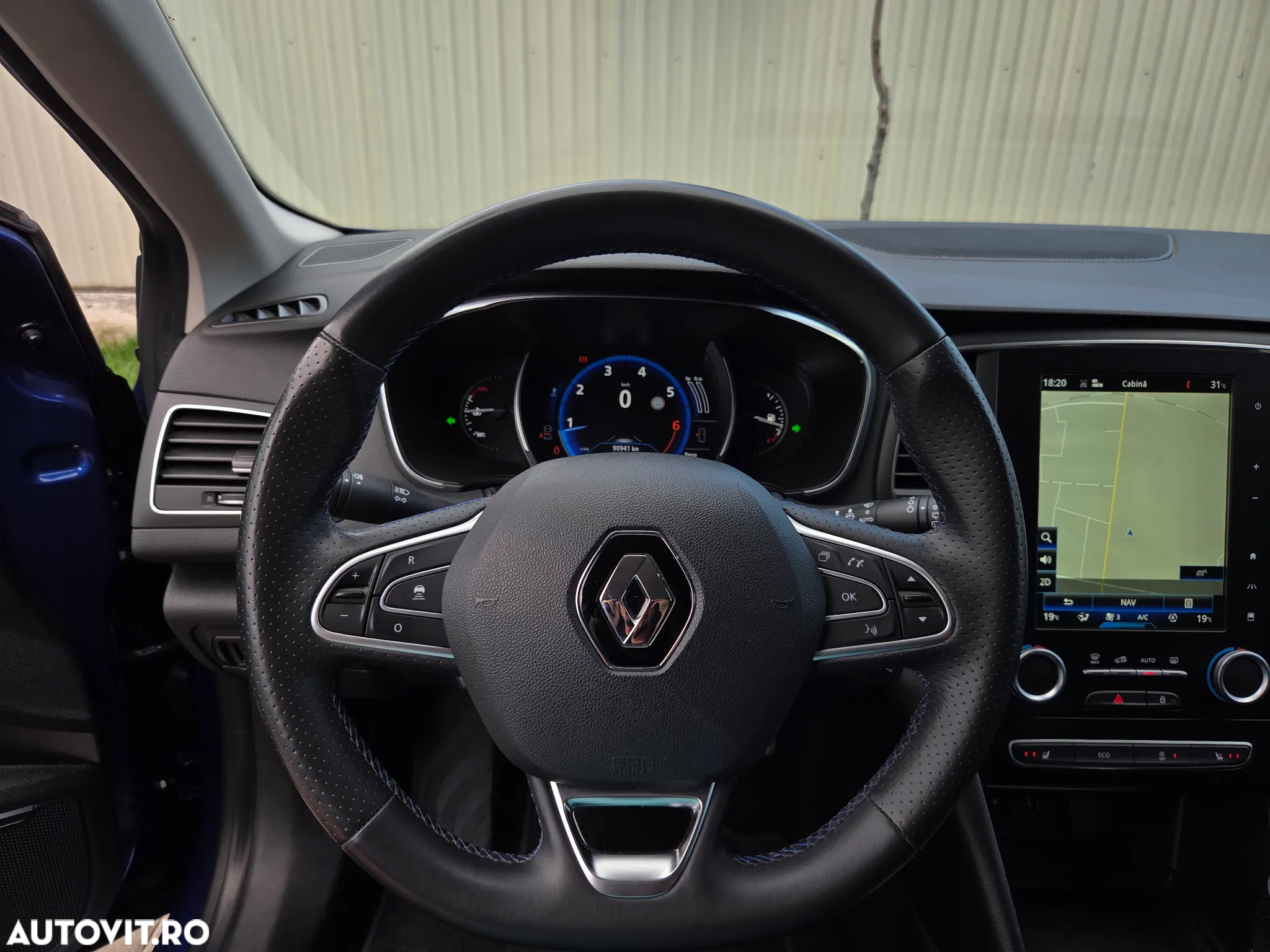Renault Megane ENERGY TCe Zen - 22