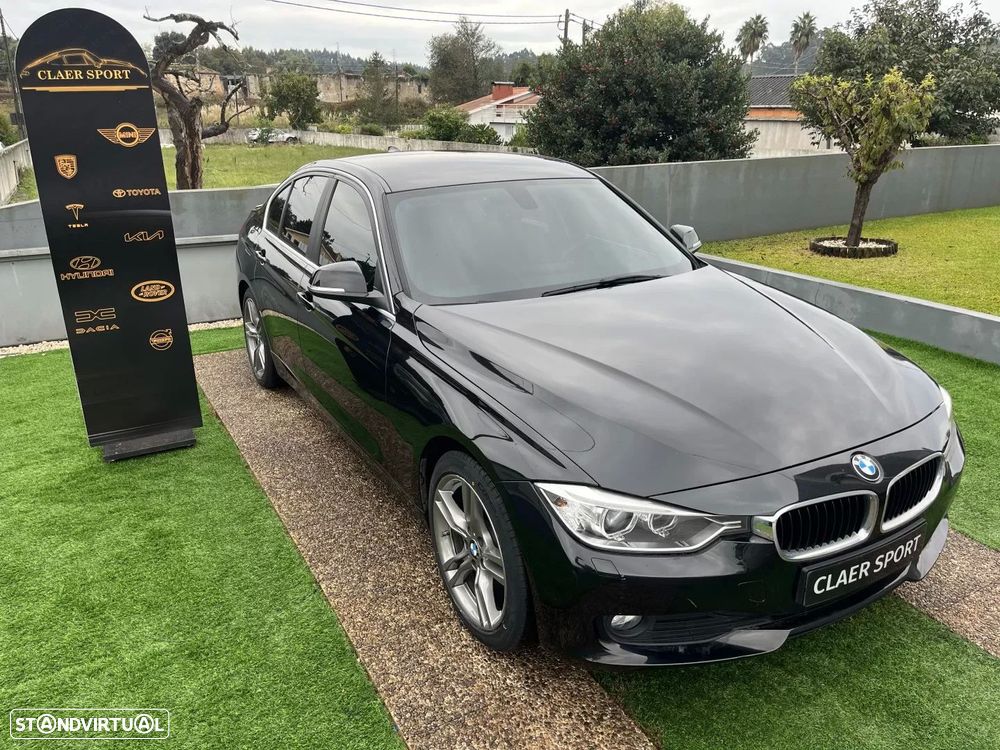 BMW 320 d Aut. Sport Line - 4