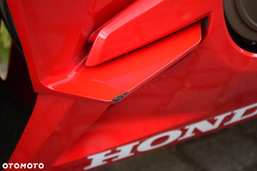 Honda CBR - 12