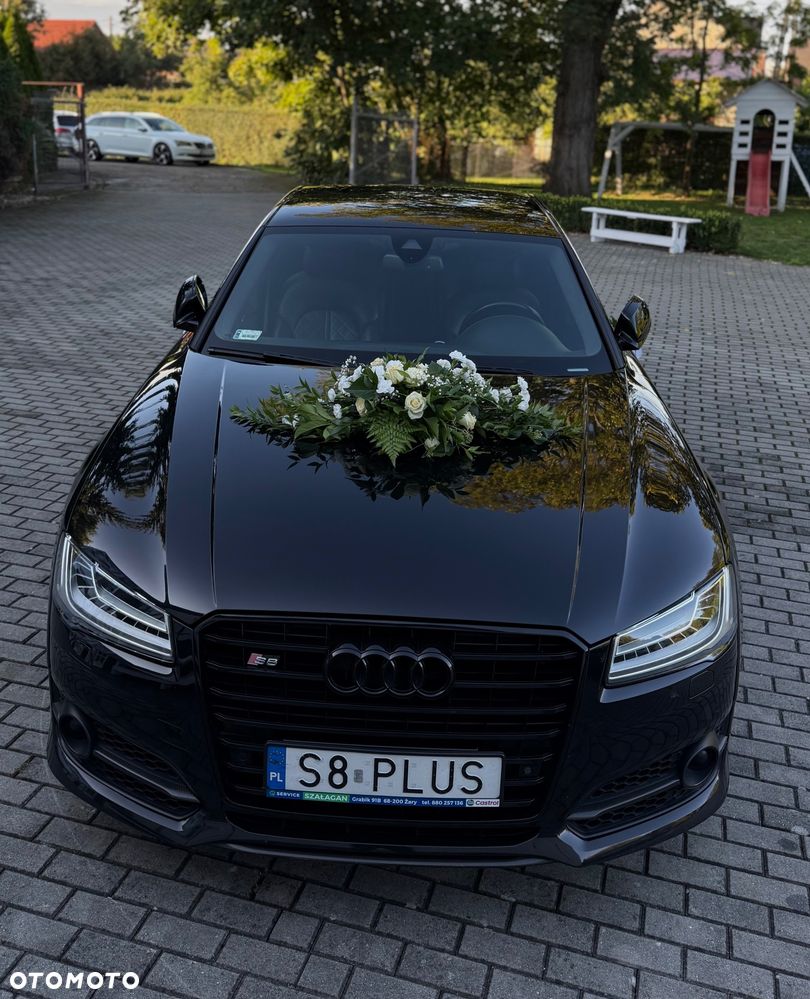 Audi S8 - 1