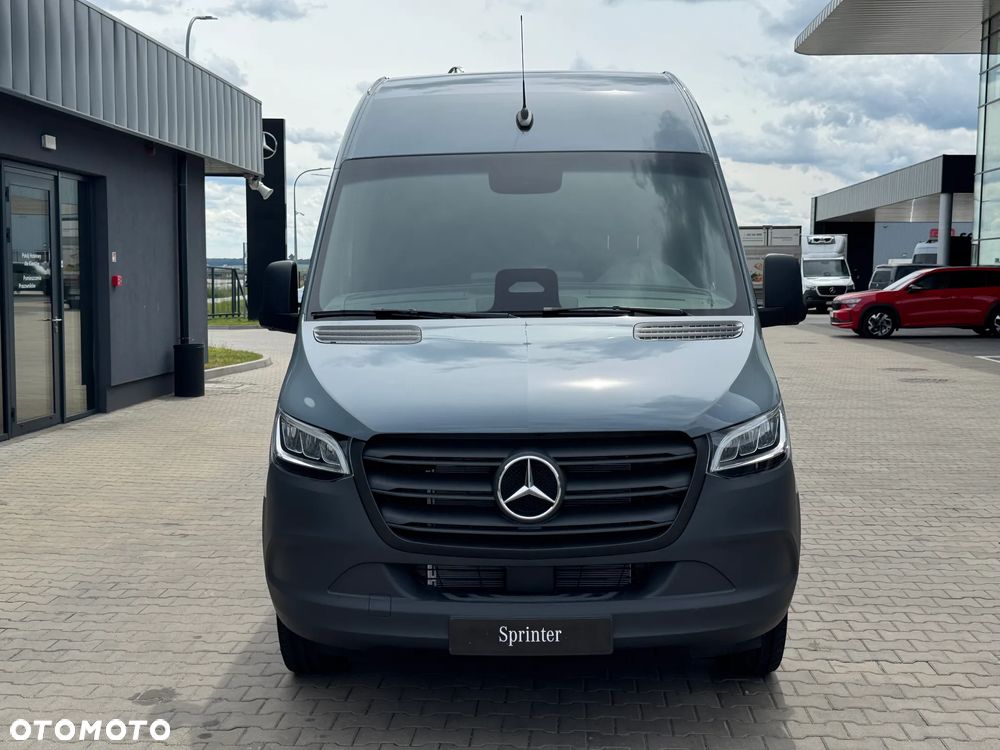 Mercedes-Benz Sprinter - 3