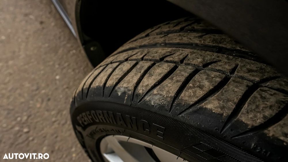 Skoda Octavia 1.6 TDI DSG Ambition - 29