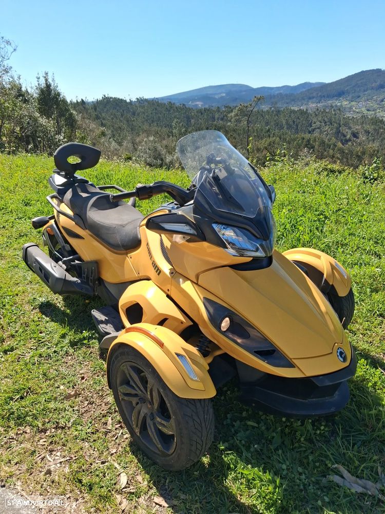 Can-Am Spyder RS ST-S - 1