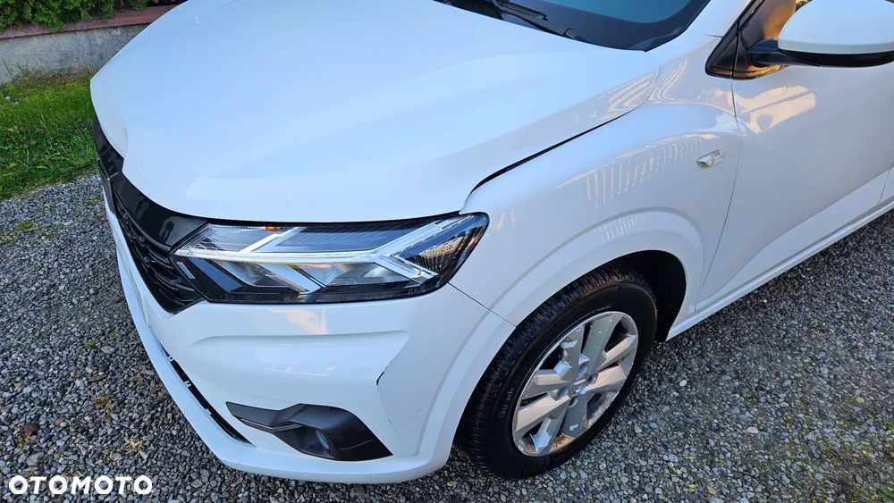 Dacia Sandero - 8