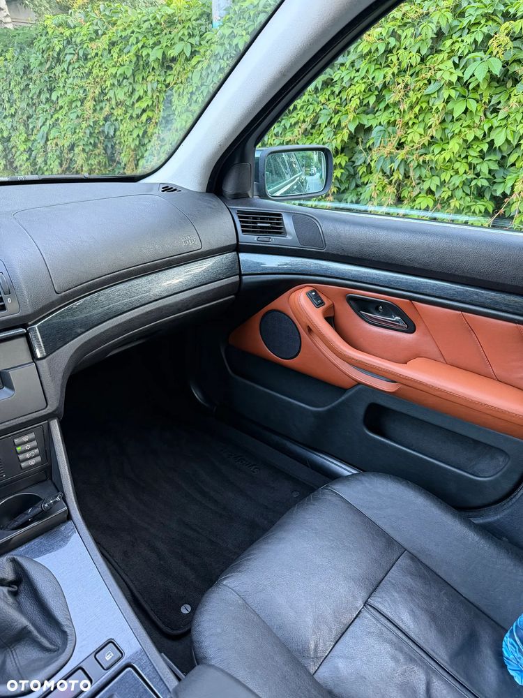 BMW Seria 5 - 9