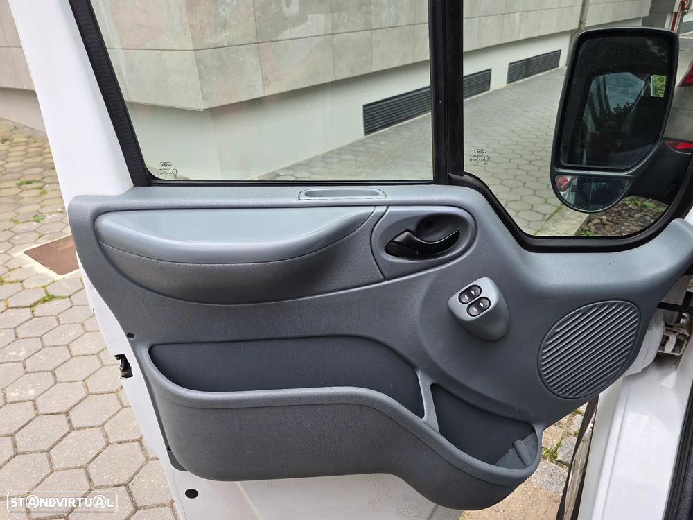 Ford Transit 350 L - 25