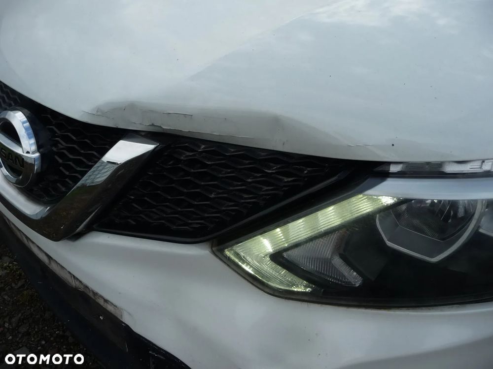 Nissan Qashqai 1.2 DIG-T Visia Xtronic EU6 - 25