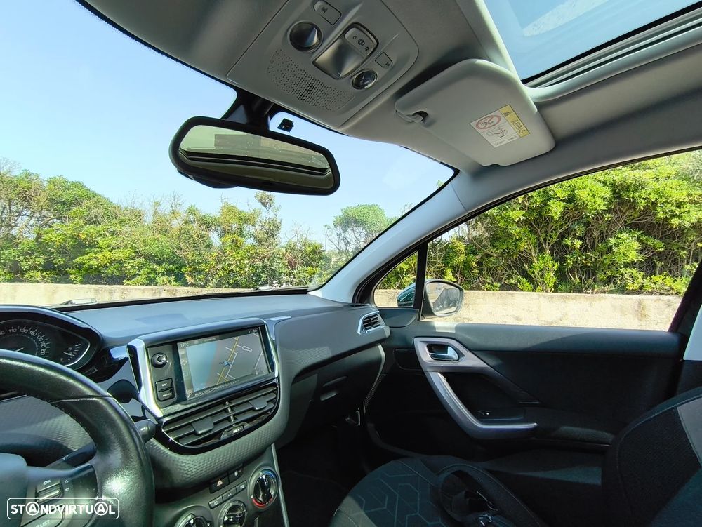 Peugeot 2008 1.6 BlueHDi Style - 9