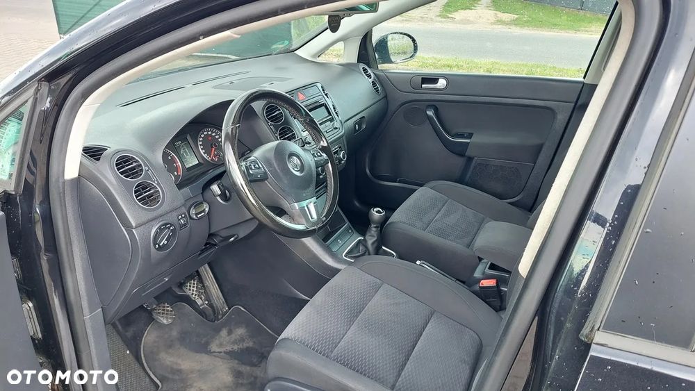 Volkswagen Golf Plus - 9