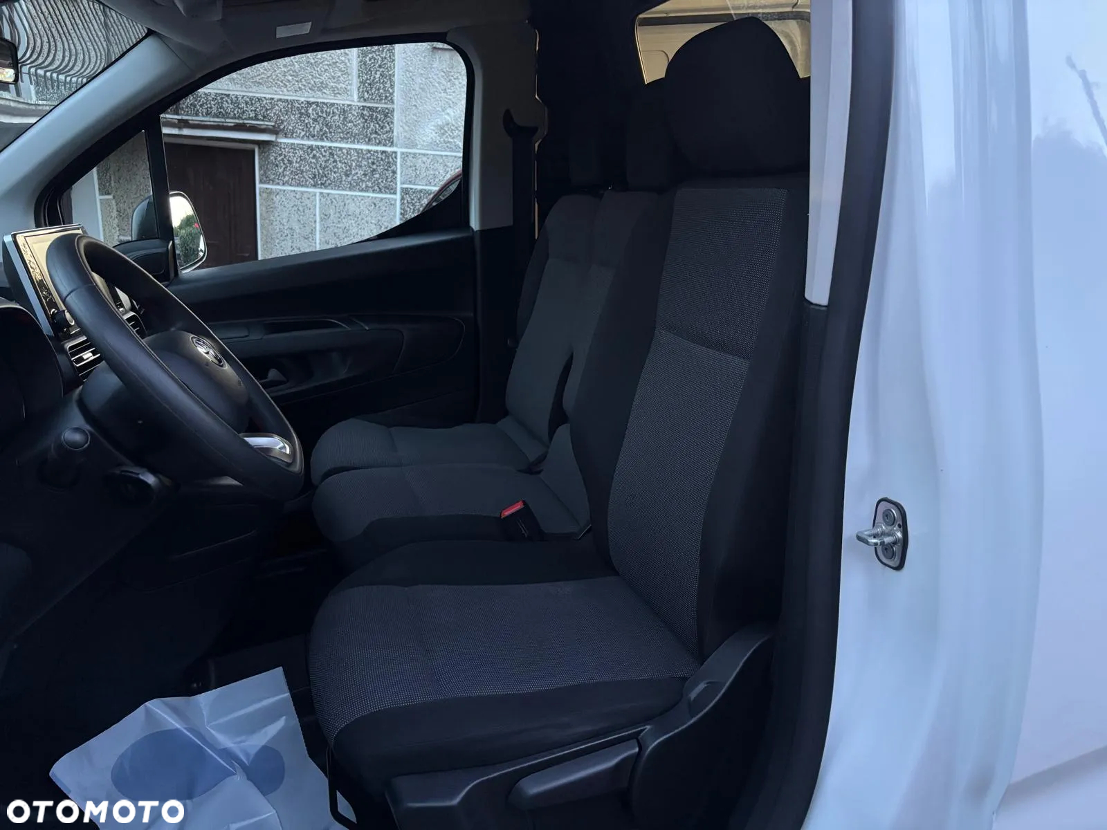 Toyota Proace city - 26