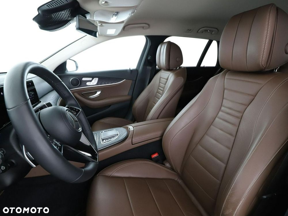 Mercedes-Benz Klasa E 300 de 4-Matic Avantgarde - 14