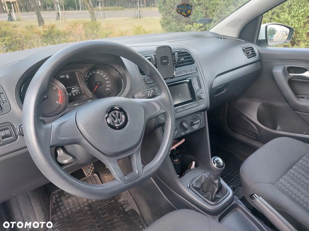 Volkswagen Polo - 6