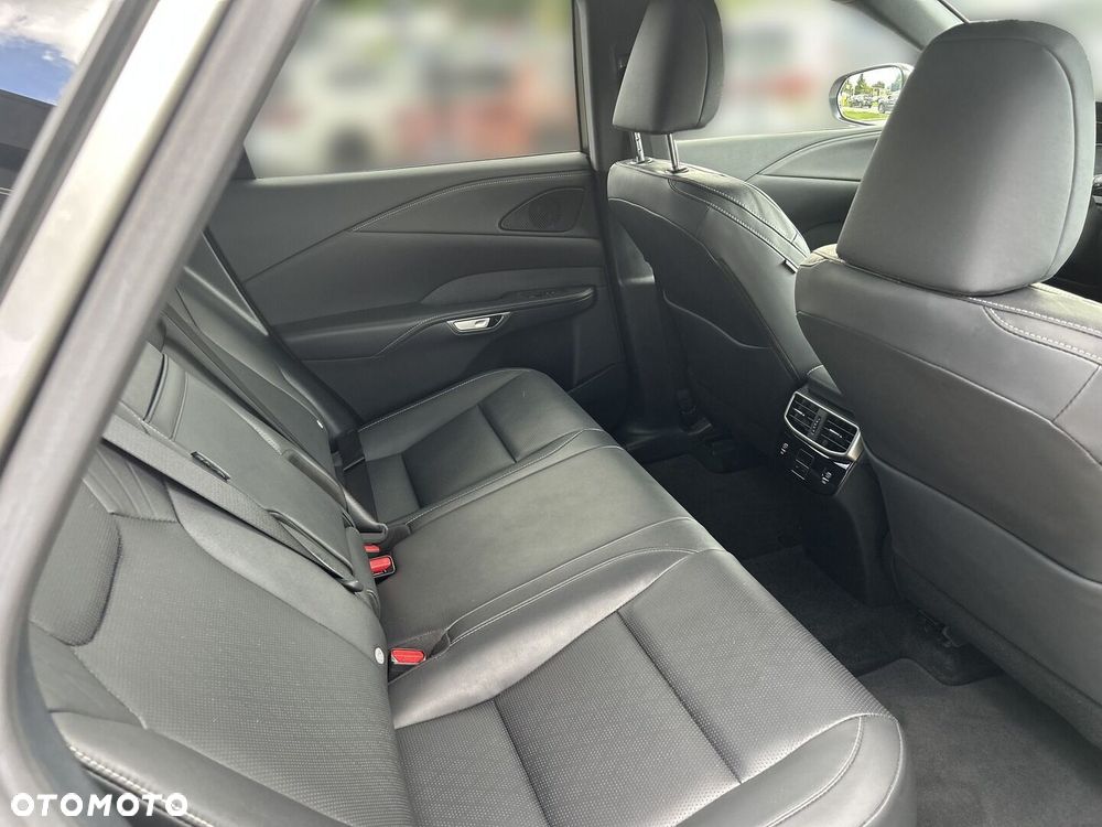 Lexus RX - 11