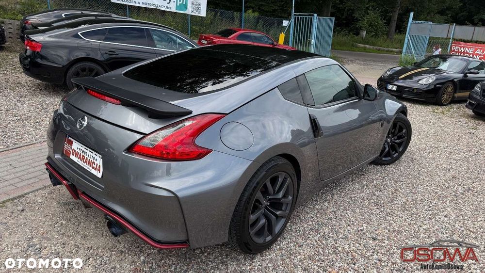 Nissan 370 Z - 11