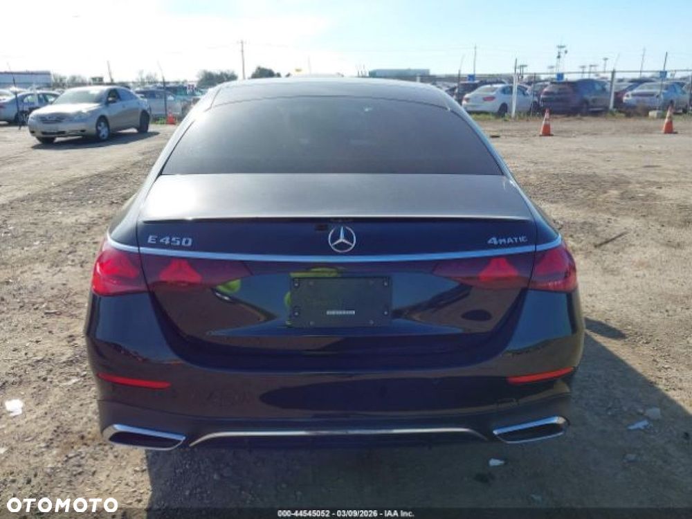 Mercedes-Benz Klasa E - 10