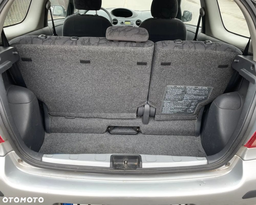 Toyota Yaris 1.3 Luna - 9