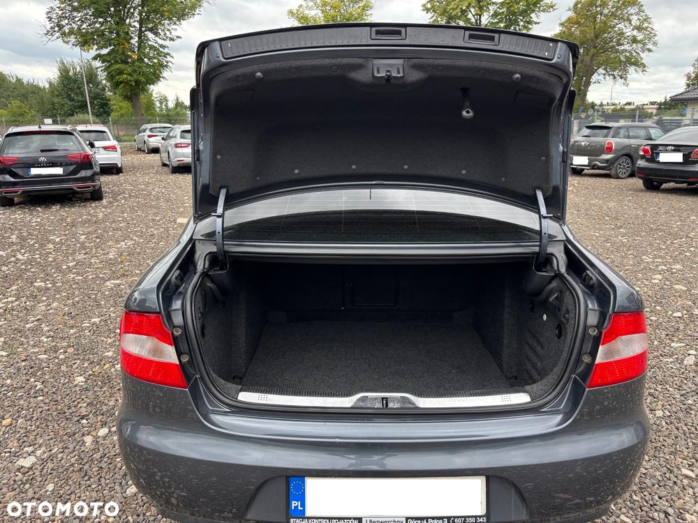 Skoda Superb 1.8 TSI Exclusive - 23